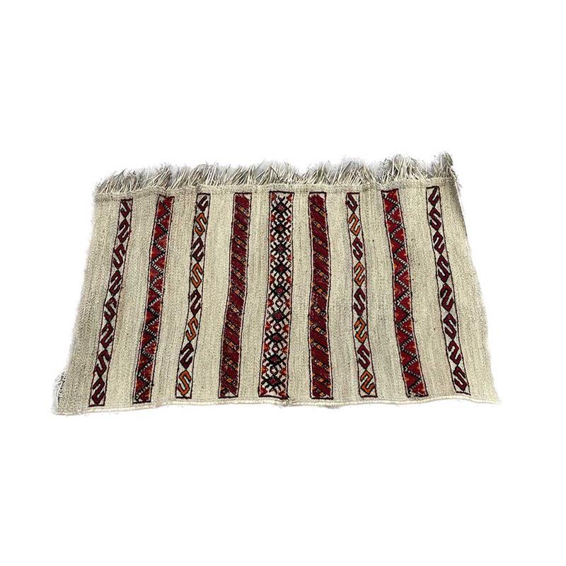Tappeto marocchino in fibra intrecciata e ricamo in stoffa - Dimensioni cm165*110